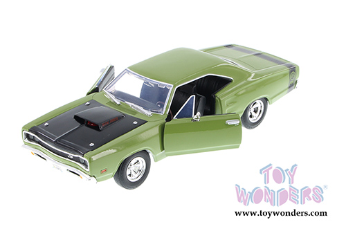 Showcasts Collectibles - Dodge Coronet Super Bee Hardtop (1969, 1/24 scale diecast model car, Asstd.) 73315/16D